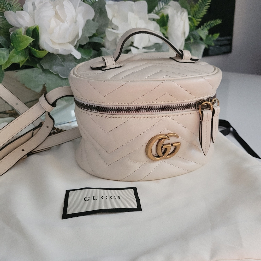 Gucci GG marmont mini backpack